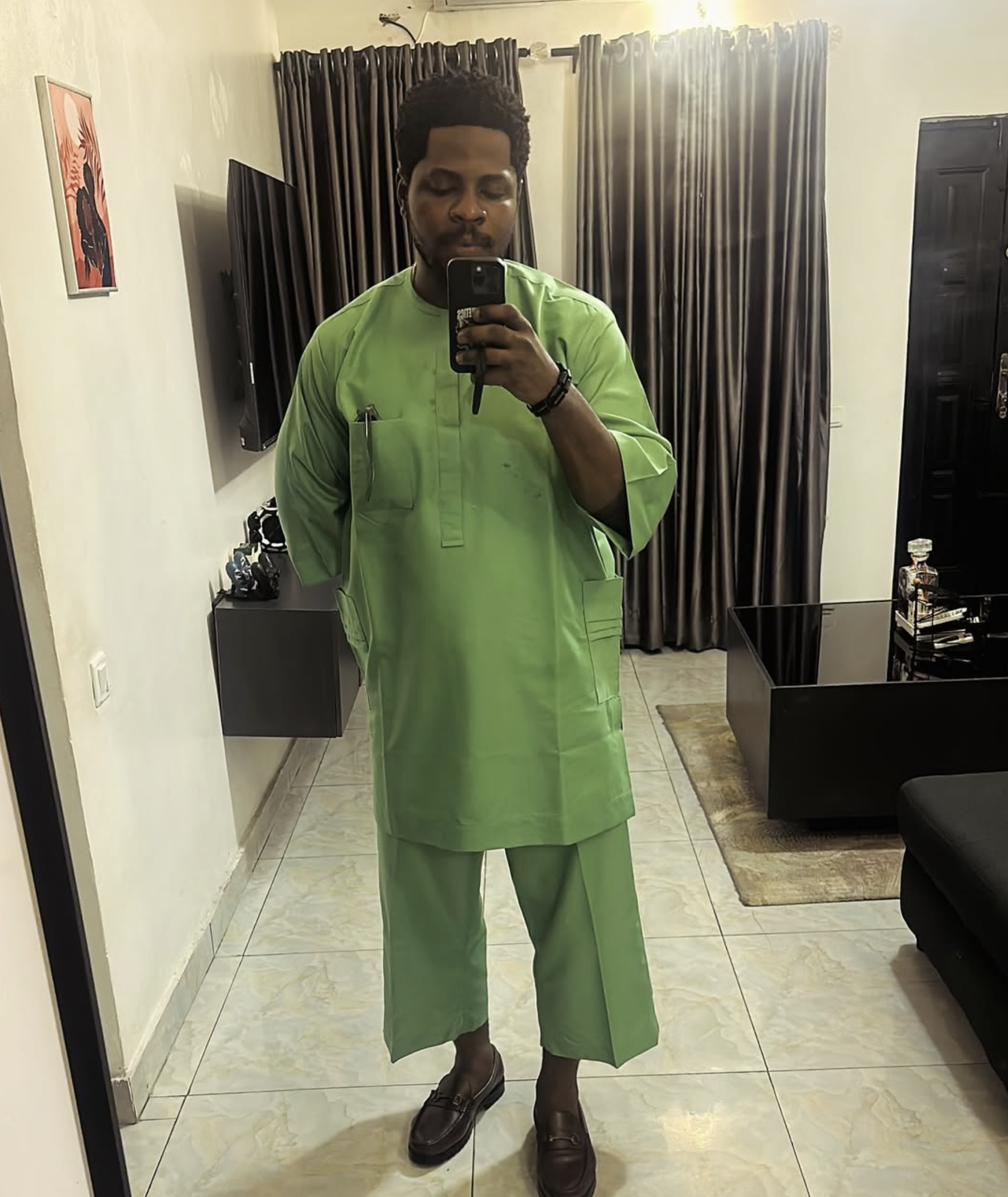 TLR Ready-To-Wear (RTW) - editorial collection photography